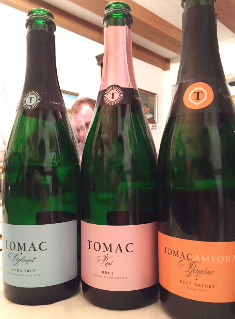 tomac winery sparklign wine