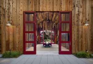 Image of a interior of a Kistler Vineyard wine tasting room