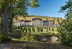 Image of outdoor view of the Château de La Chaize